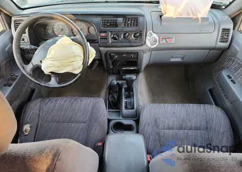 2000 Nissan Frontier Crew Cab Xe z USA, uszkodzony, nr VIN 1N6ED27Y8YC398535